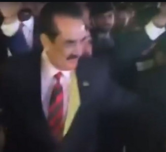 raheel sharif shows dancing skills with fellow soldiers raheel sharif shows dancing skills with fellow soldiers