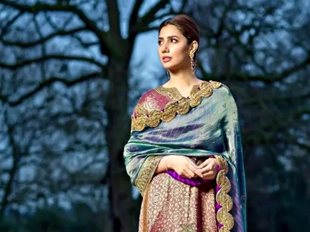photo instagram mahira khan