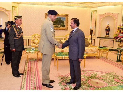 army chief discusses defence ties during brunei darussalam visit army chief discusses defence ties during brunei darussalam visit