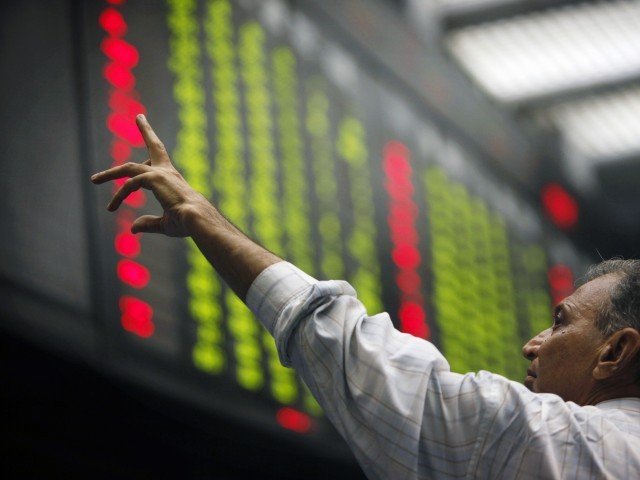 benchmark kse 100 index edges up 53 35 points to close at 45 083 57 photo file