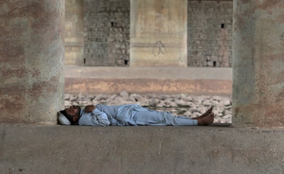 karachi set to record 41 degrees celsius karachi set to record 41 degrees celsius