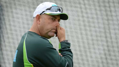 australian cricket coach to reportedly resign amidst ball tampering scandal