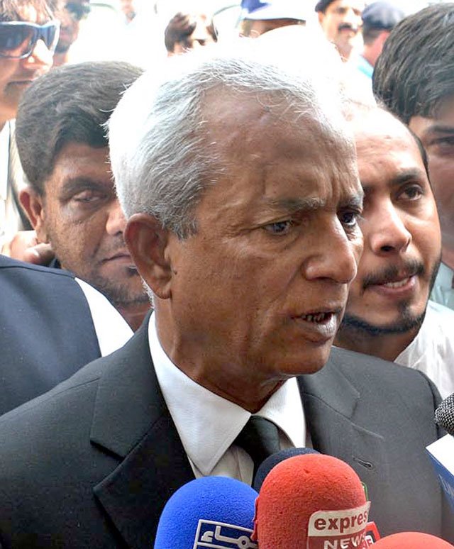 senator nehal hashmi addresses media outside the supreme court building in islamabad photo inp file