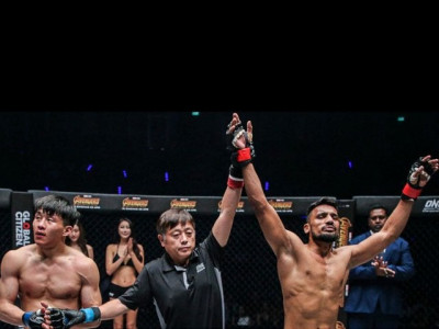 waqar downs zhao in iron will main card bout waqar downs zhao in iron will main card bout