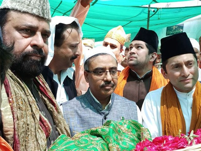 high commissioner sohail mahmood visiting dargah ajmer sharif on march 27 2018 photo express high commissioner sohail mahmood visiting dargah ajmer sharif on march 27 2018 photo express
