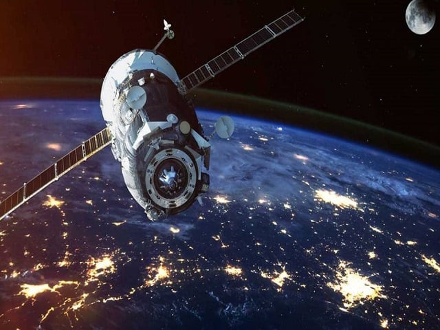 european space agency says the chinese space lab may re enter the atmosphere as late as monday morning gmt photo courtesy fayerwayer com european space agency says the chinese space lab may re enter the atmosphere as late as monday morning gmt photo courtesy fayerwayer com