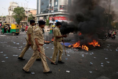 seven reported killed as india s dalits lead protests against court ruling seven reported killed as india s dalits lead protests against court ruling