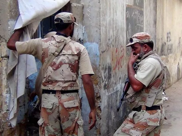 incident took place near munawar chowrangi in gulistan e jauhar photo file