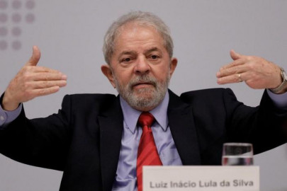 brazil s lula calm ahead of prison party leader brazil s lula calm ahead of prison party leader