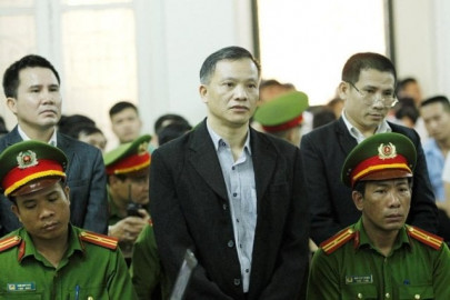 vietnam jails prominent human rights lawyer five other activists vietnam jails prominent human rights lawyer five other activists