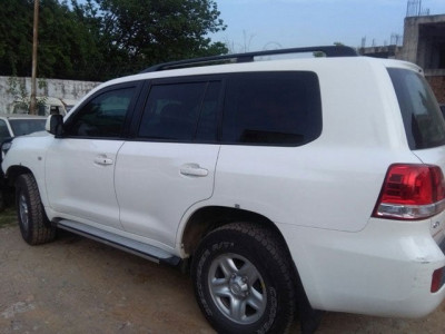 rs526m released to buy suvs for top babus rs526m released to buy suvs for top babus