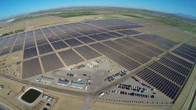 apple 039 s 50 megawatt solar farm east of apple s data center in mesa arizona is pictured in this undated handout photo obtained by reuters on april 9 2018 photo reuters