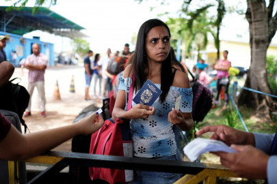 brazil state seeks to shut venezuelan border to stop refugee flow brazil state seeks to shut venezuelan border to stop refugee flow