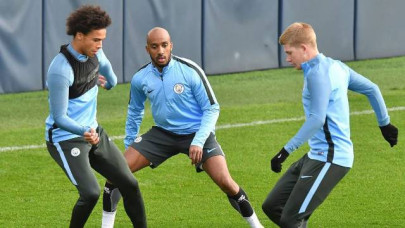 manchester city boss fears premier league title collapse