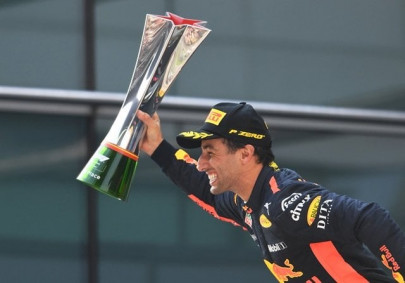 australian ricciardo wins chinese gp