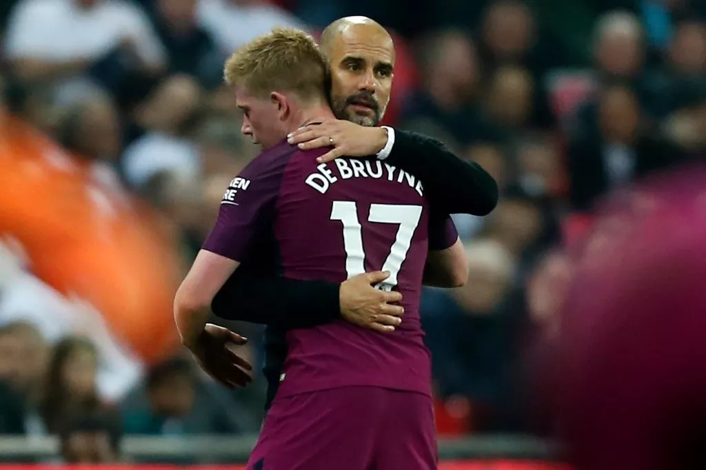 substantial difference pep guardiola 039 s side extended their lead over second placed manchester united to 16 points thanks to goals from gabriel jesus ilkay gundogan and raheem sterling at wembley photo afp substantial difference pep guardiola 039 s side extended their lead over second placed manchester united to 16 points thanks to goals from gabriel jesus ilkay gundogan and raheem sterling at wembley photo afp
