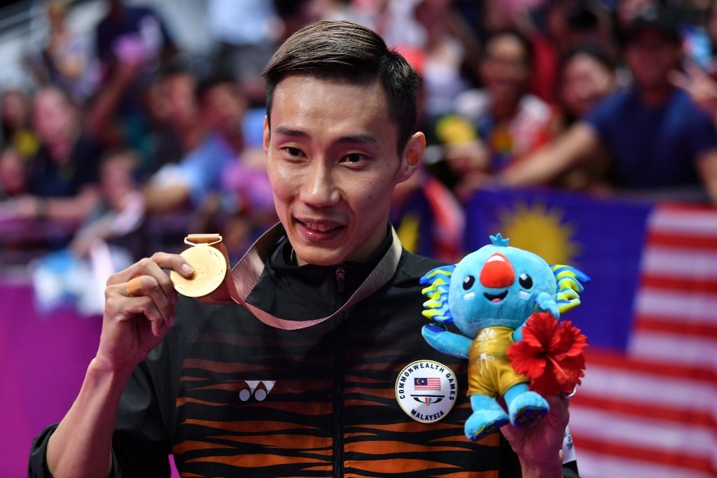 emphatic comeback the 35 year old lee chong weir roared back from behind to beat india 039 s new world number one kidambi srikanth 19 21 21 14 21 14 photo afp