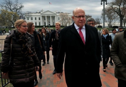 german minister to carmakers invest in electric cars or lose out