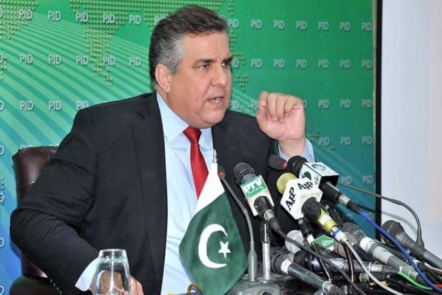 federal minister for privatization daniyal aziz addressing a press conference photo app federal minister for privatization daniyal aziz addressing a press conference photo app