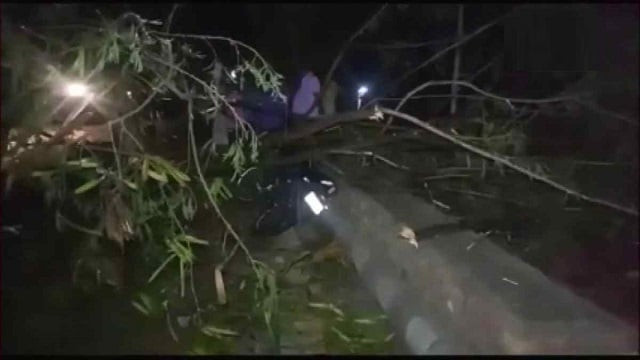a deadly storm with winds up to 104 km per hour hit india 039 s eastern state west bengal in the past 24 hours photo ani a deadly storm with winds up to 104 km per hour hit india 039 s eastern state west bengal in the past 24 hours photo ani