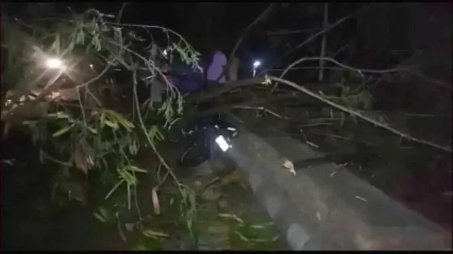 a deadly storm with winds up to 104 km per hour hit india 039 s eastern state west bengal in the past 24 hours photo ani a deadly storm with winds up to 104 km per hour hit india 039 s eastern state west bengal in the past 24 hours photo ani