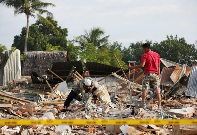 indonesia experiences many earth quakes due to the seismic activity in the region photo reuters