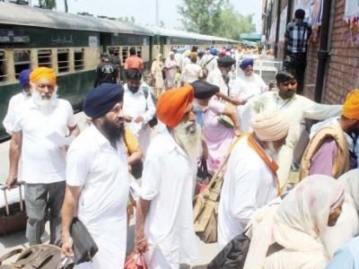 sikh pilgrims to be given special religious meal sikh pilgrims to be given special religious meal