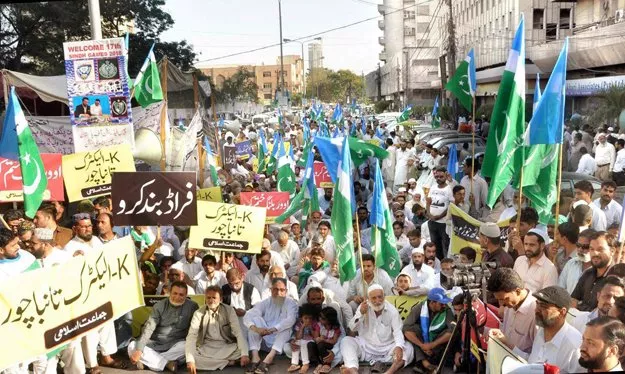 addressing the protest on friday ji karachi amir hafiz naeemur rehman said everyone was disturbed by power suspension in the city photo irfan ali addressing the protest on friday ji karachi amir hafiz naeemur rehman said everyone was disturbed by power suspension in the city photo irfan ali