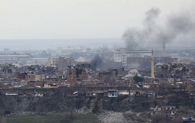 since regaining full control of eastern ghouta to the northeast of damascus from rebels last week the regime has turned its attention to jihadist held districts in the capital 039 s south photo reuters