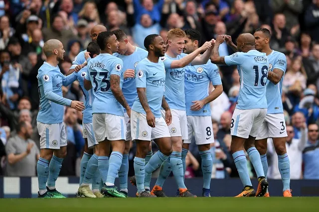 manchester city 039 s kevin de bruyne celebrates scoring their third goal with teammates photo reuters manchester city 039 s kevin de bruyne celebrates scoring their third goal with teammates photo reuters
