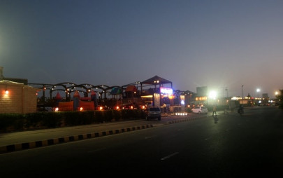 karachi may lose its seaside food street this year