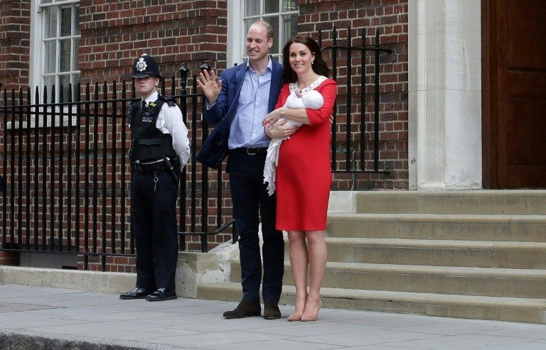 britain s prince william and kate return home with newborn son