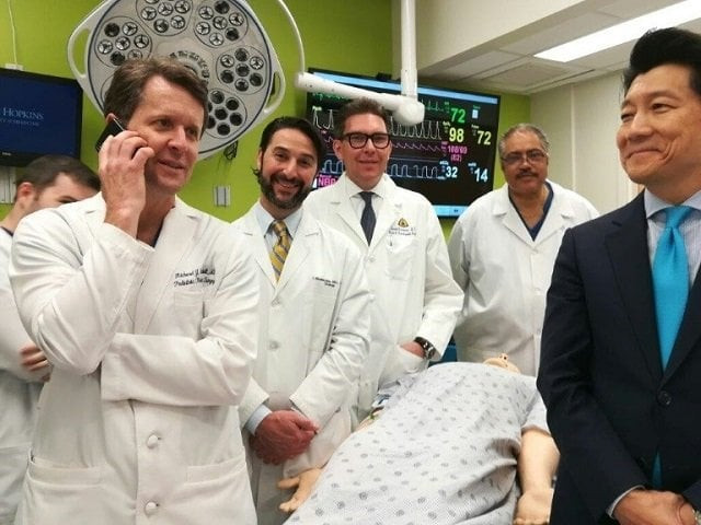 the medical team l r richard redett trinity bivalacqua gerald brandacher and arthur bud burnett plus w p andrew lee director of plastic and reconstructive surgery at the johns hopkins university school of medicine stand near a mannequin photo afp the medical team l r richard redett trinity bivalacqua gerald brandacher and arthur bud burnett plus w p andrew lee director of plastic and reconstructive surgery at the johns hopkins university school of medicine stand near a mannequin photo afp