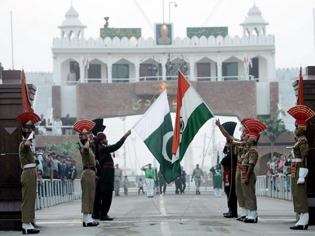 pakistan rangers r and border security force personnel take part in the daily flag lowering ceremony at their joint border post of wagah near lahore photo afp pakistan rangers r and border security force personnel take part in the daily flag lowering ceremony at their joint border post of wagah near lahore photo afp
