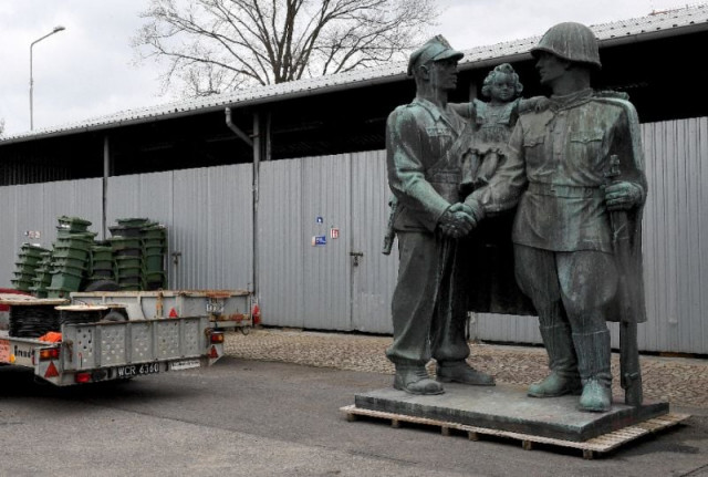 a monument to soviet red army soldiers that had dominated a square in the southwestern polish town of legnica for nearly 70 years has been removed and mothballed with dozens of other monuments under a 2016 decommunisation law photo afp a monument to soviet red army soldiers that had dominated a square in the southwestern polish town of legnica for nearly 70 years has been removed and mothballed with dozens of other monuments under a 2016 decommunisation law photo afp