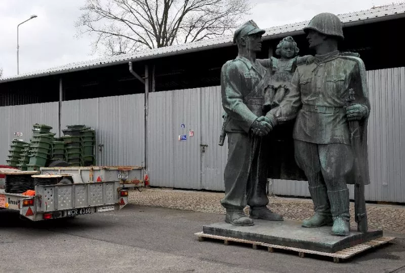 a monument to soviet red army soldiers that had dominated a square in the southwestern polish town of legnica for nearly 70 years has been removed and mothballed with dozens of other monuments under a 2016 decommunisation law photo afp a monument to soviet red army soldiers that had dominated a square in the southwestern polish town of legnica for nearly 70 years has been removed and mothballed with dozens of other monuments under a 2016 decommunisation law photo afp