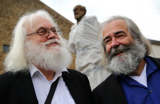 michael thielen and henning laufer two karl marx look alike men pose in front of a 4 4 metres 14 feet high bronze statue of marx created by chinese artist wu weishan and donated by china to the hometown of the german philosopher in trier germany photo reuters michael thielen and henning laufer two karl marx look alike men pose in front of a 4 4 metres 14 feet high bronze statue of marx created by chinese artist wu weishan and donated by china to the hometown of the german philosopher in trier germany photo reuters