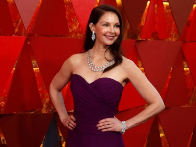 ashley judd sues harvey weinstein for defamation sexual harassment ashley judd sues harvey weinstein for defamation sexual harassment