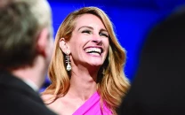 julia roberts reveals who she d invite for a night out julia roberts reveals who she d invite for a night out