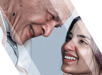 humayun saboor sajal among others bid farewell to the legendary qavi khan