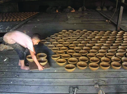 gazans turn to pottery amid shortages