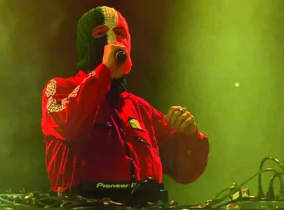 knee jerk reaction for kneecap knee jerk reaction for kneecap