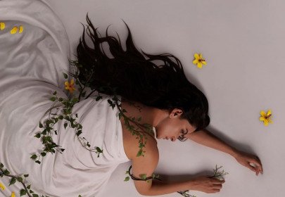 review kamli pierces deep into your soul with its subtle mocking of escape within tradition review kamli pierces deep into your soul with its subtle mocking of escape within tradition