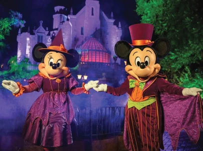 halloween comes early to theme parks halloween comes early to theme parks