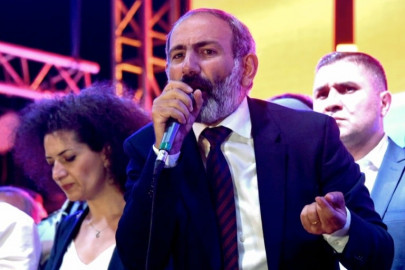 armenian opposition leader calls for strike after losing pm vote armenian opposition leader calls for strike after losing pm vote