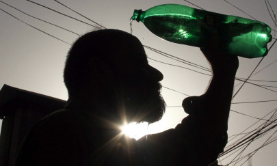 karachi heatwave to continue till friday says met dept