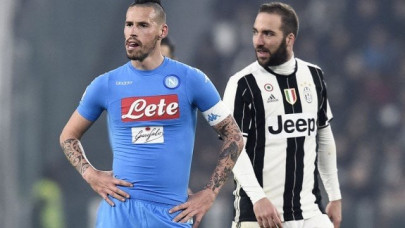 juventus napoli approach scudetto showdown
