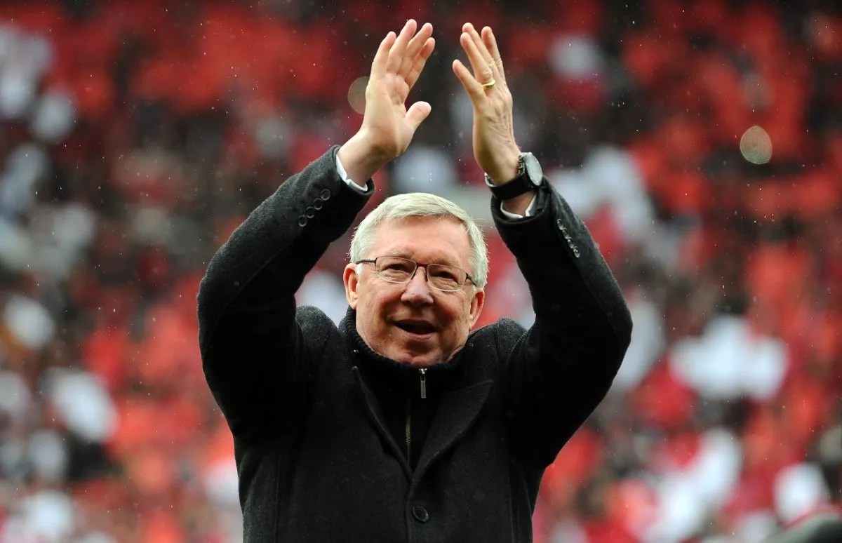 manchester united 039 s scottish manager alex ferguson applauds as he arrives on the field during the english premier league football match between manchester united and swansea city at old trafford in manchester northwest england on may 12 2013 photo afp manchester united 039 s scottish manager alex ferguson applauds as he arrives on the field during the english premier league football match between manchester united and swansea city at old trafford in manchester northwest england on may 12 2013 photo afp