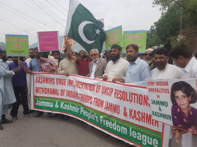 ajk protesters demand justice for asifa s rape murder in occupied kashmir photo express ajk protesters demand justice for asifa s rape murder in occupied kashmir photo express