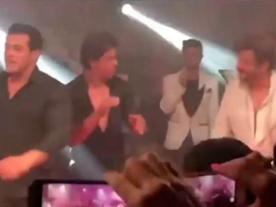 anil kapoor salman khan and srk performing together will send every 90s kid back in time anil kapoor salman khan and srk performing together will send every 90s kid back in time